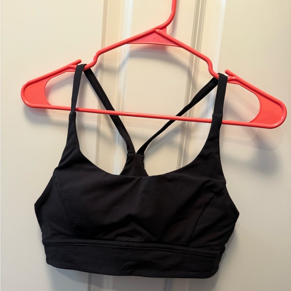 Lululemon black sports bras with removableovable cups size 10